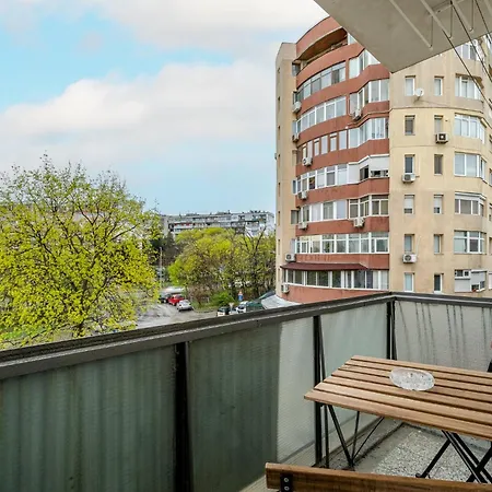 Peaceful With Free Parking Appartement Varna