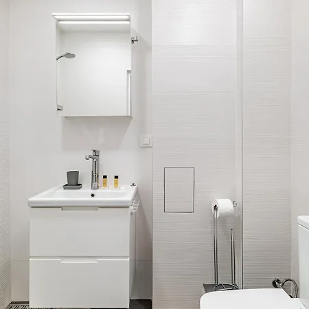 Peaceful With Free Parking Apartman *