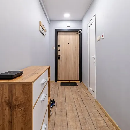 Peaceful With Free Parking Várna